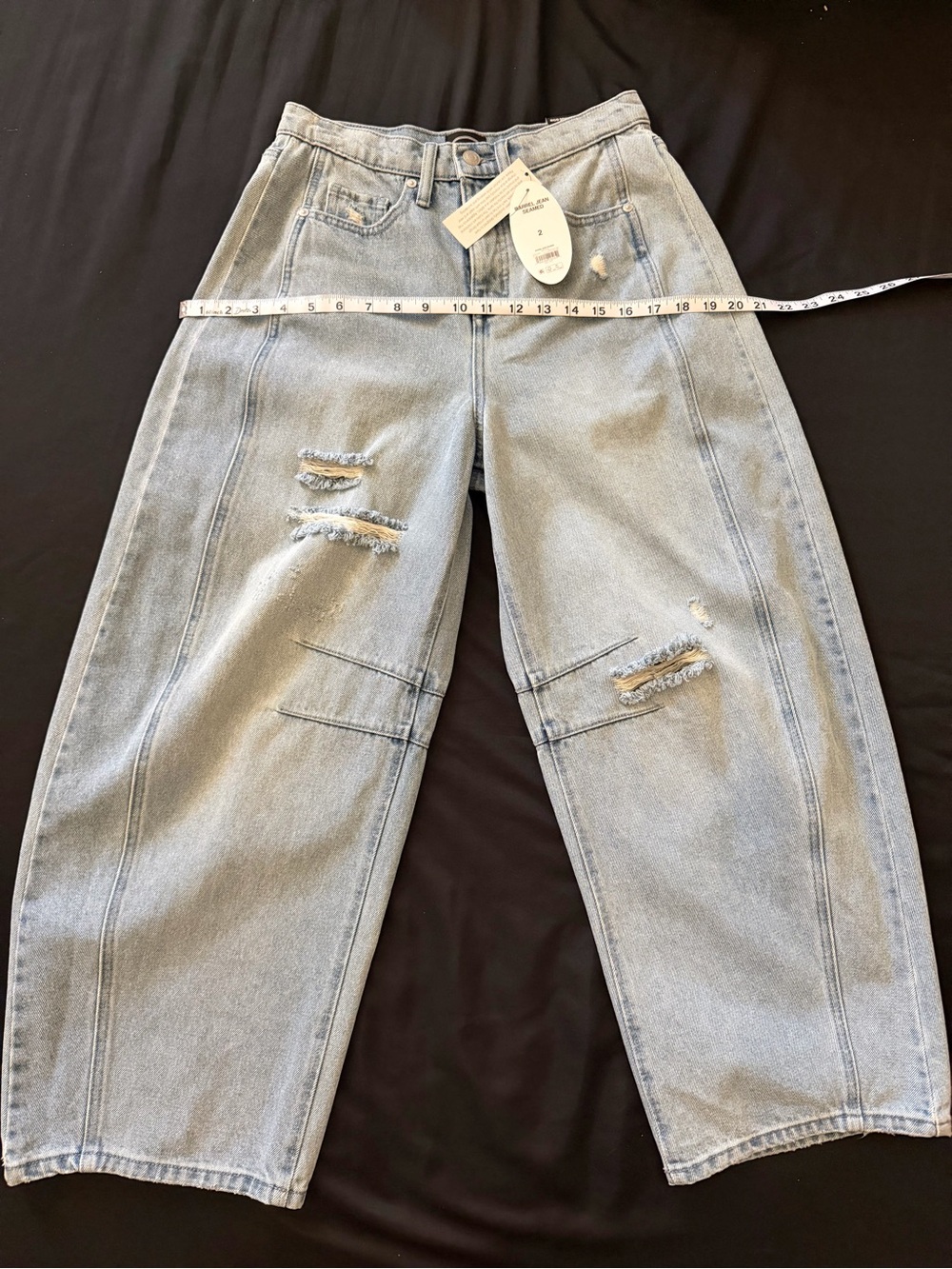 Scoop High Rise Barrel Jeans Distressed Light Wash NWT Size 2 - Picture 5 of 7